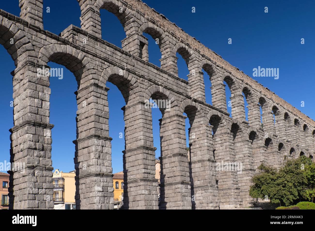 Spain, Castile and Leon, Segovia, Aqueduct of Segovia, a Roman aqueduct with 167 arches built around the first century AD to channel water from spring Stock Photo