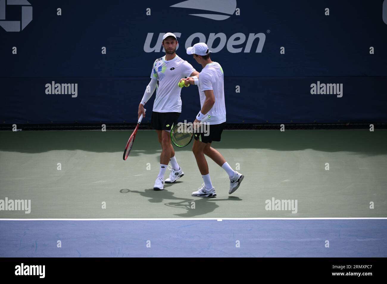 New York, United States. 30th Aug, 2023. Belgian pair Joran Vliegen and  Sander Gille pictured during a tennis match against Portugal-Brazilian pair  Cabral-Matos, in the first round of the Men's Doubles at