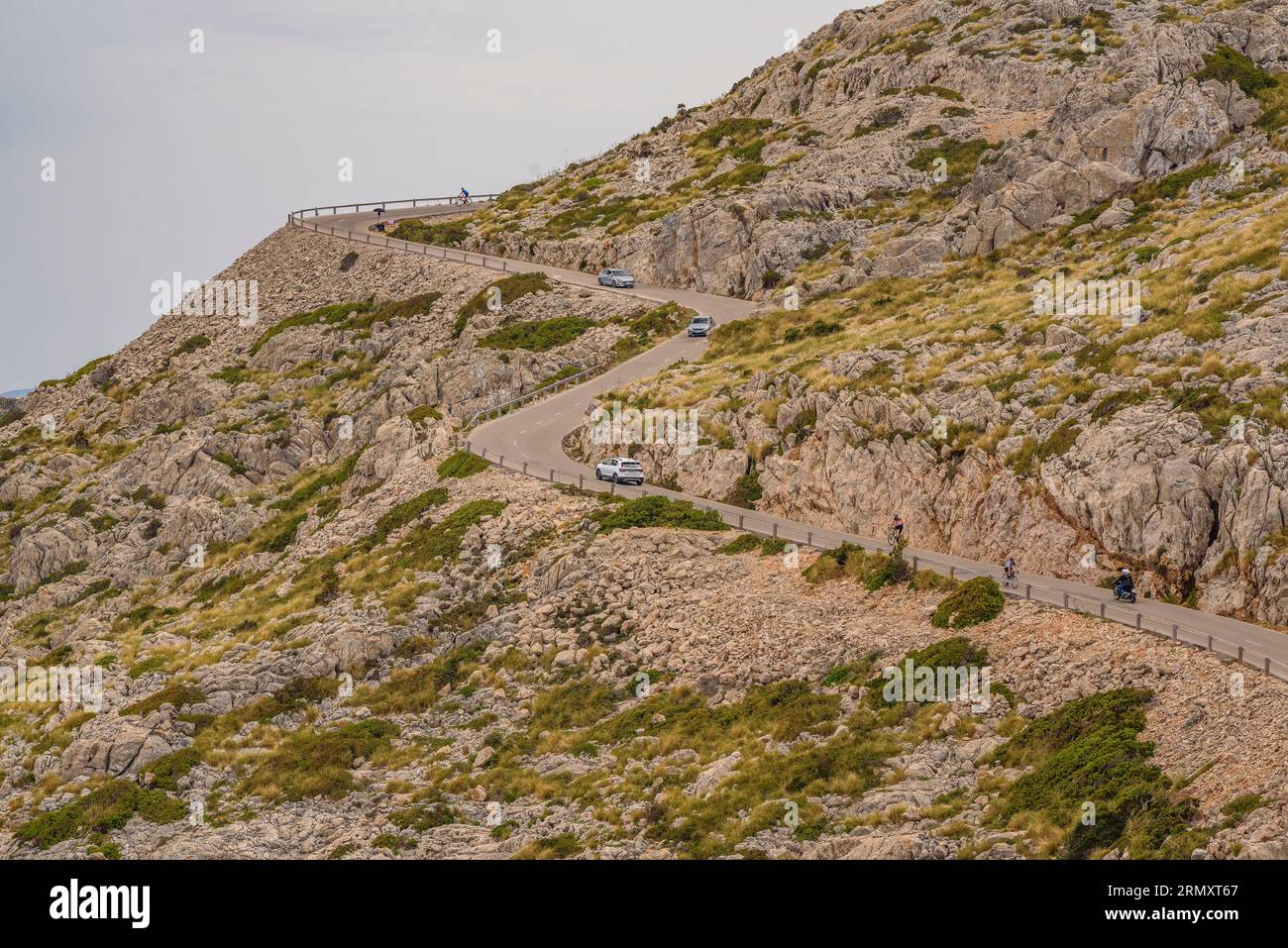 Road between rocks to the Cap de Formentor cape (Majorca, Balearic Islands, Spain) ESP: Carretera entre rocas al cabo de Formentor, Mallorca, Baleares Stock Photo