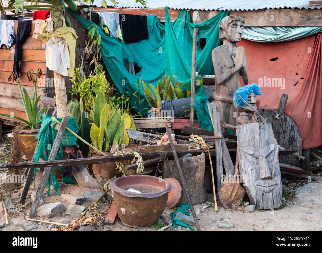 Miscellaneous objects hi-res stock photography and images - Alamy