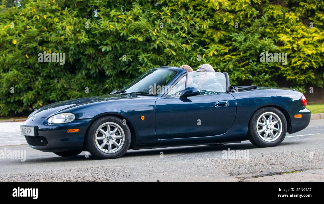 Mazda mx 5 sport hi-res stock photography and images - Alamy