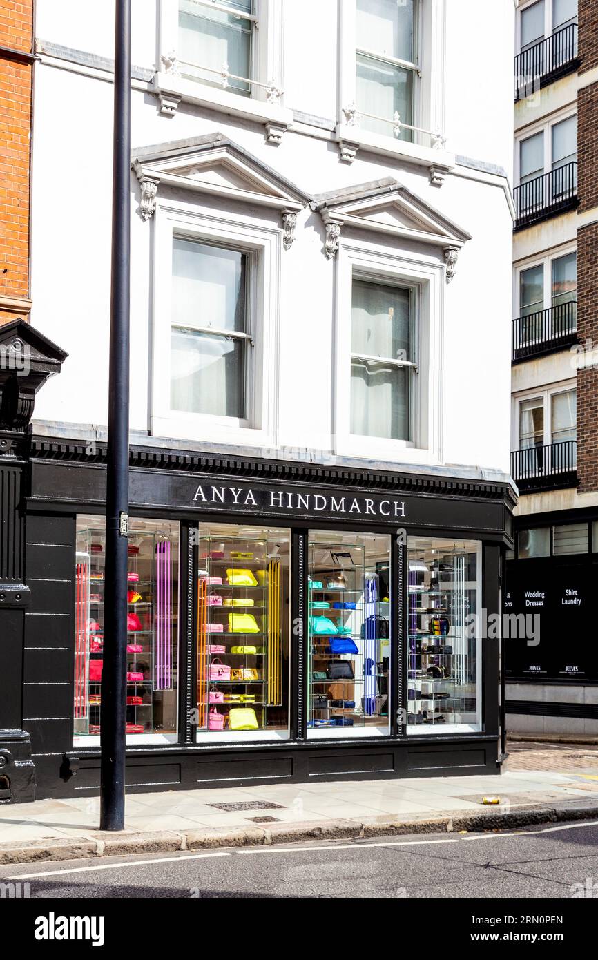 Exterior of luxury handbag Anya Hindmarch store, Belgravia, London, England Stock Photo