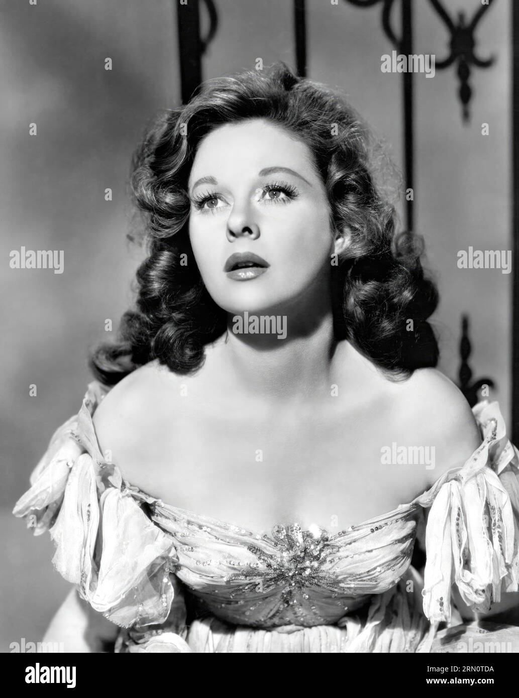 SUSAN HAYWARD in THE LOST MOMENT (1947), directed by MARTIN GABEL. Credit: UNIVERSAL INTERNATIONAL / Album Stock Photo