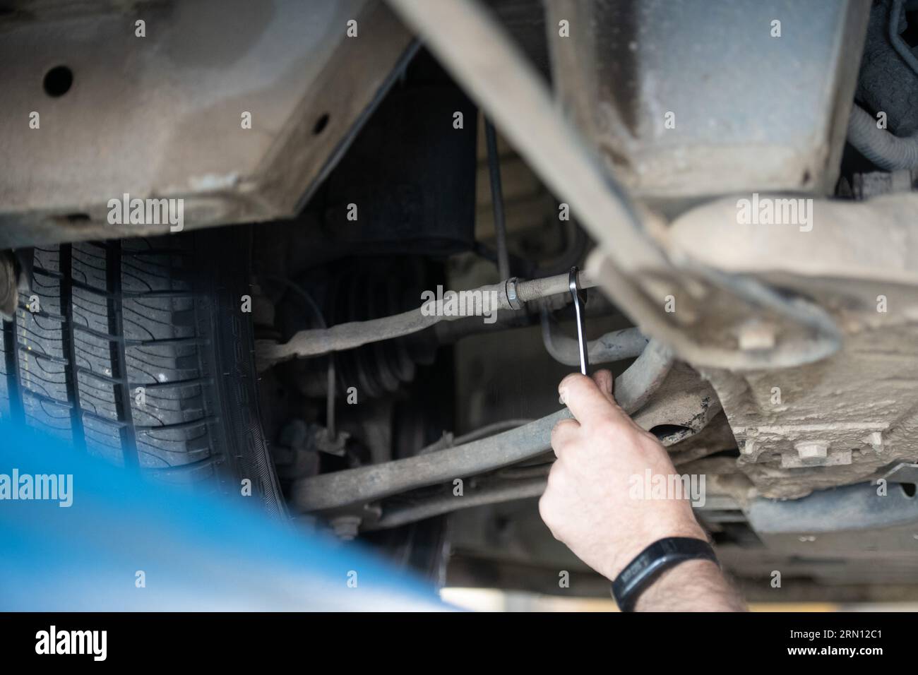 Wheel alignment in a garage Stock Photo