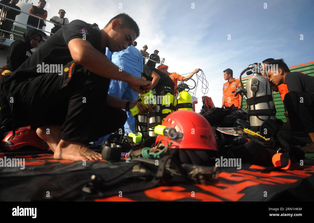 Indonesian search and rescue agency hi-res stock photography and images ...