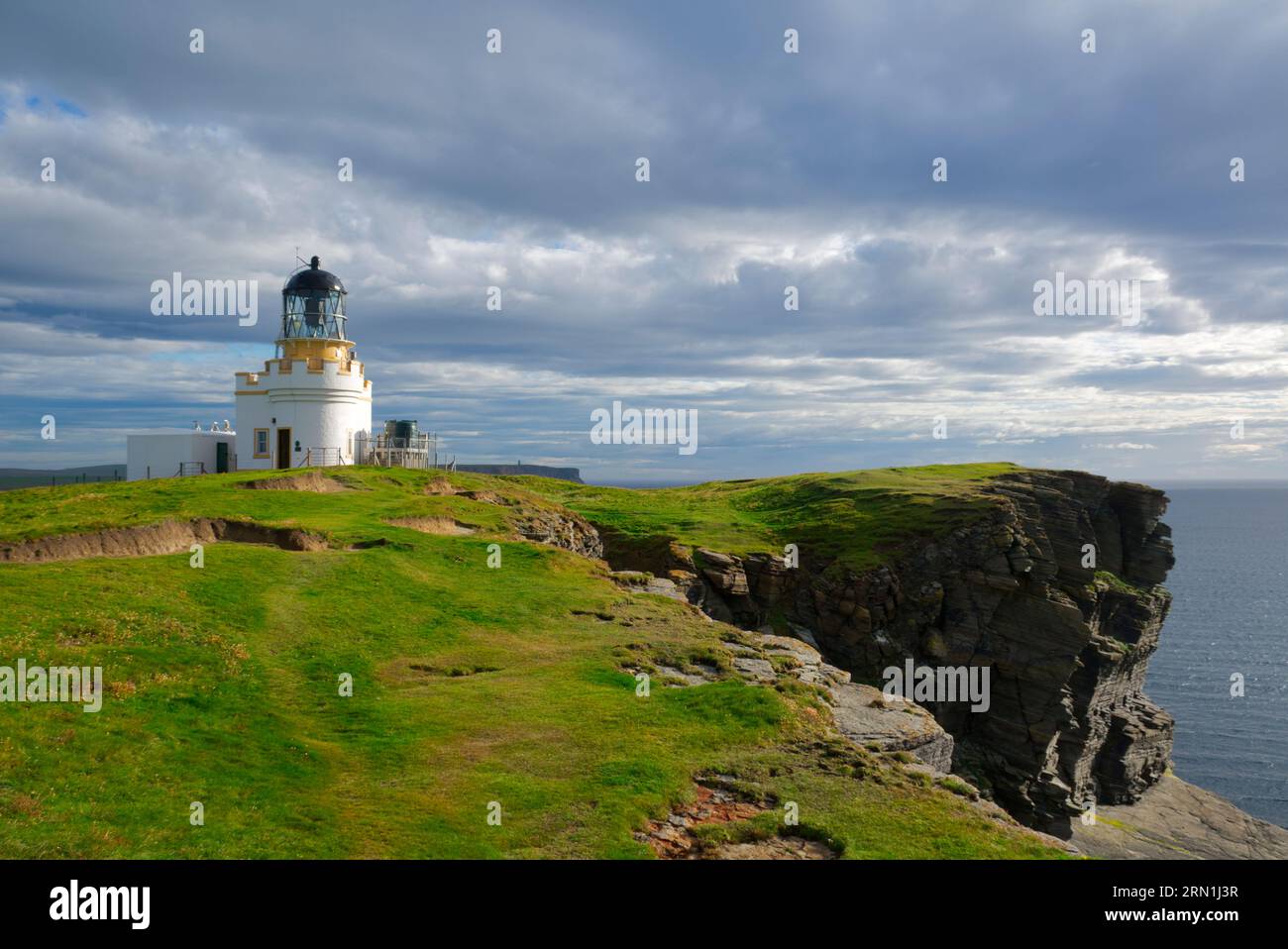 Brough Of Birsay Lighthouse Orkney Islands Stock Photo Alamy