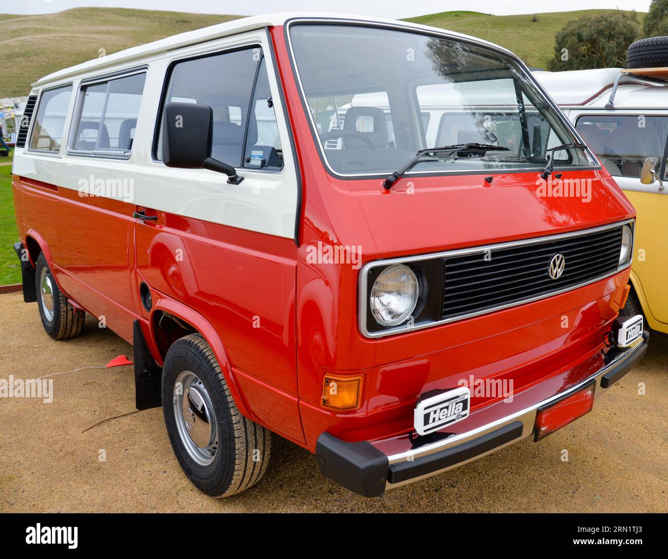 Red volkswagen kombi hi res stock photography and images Alamy