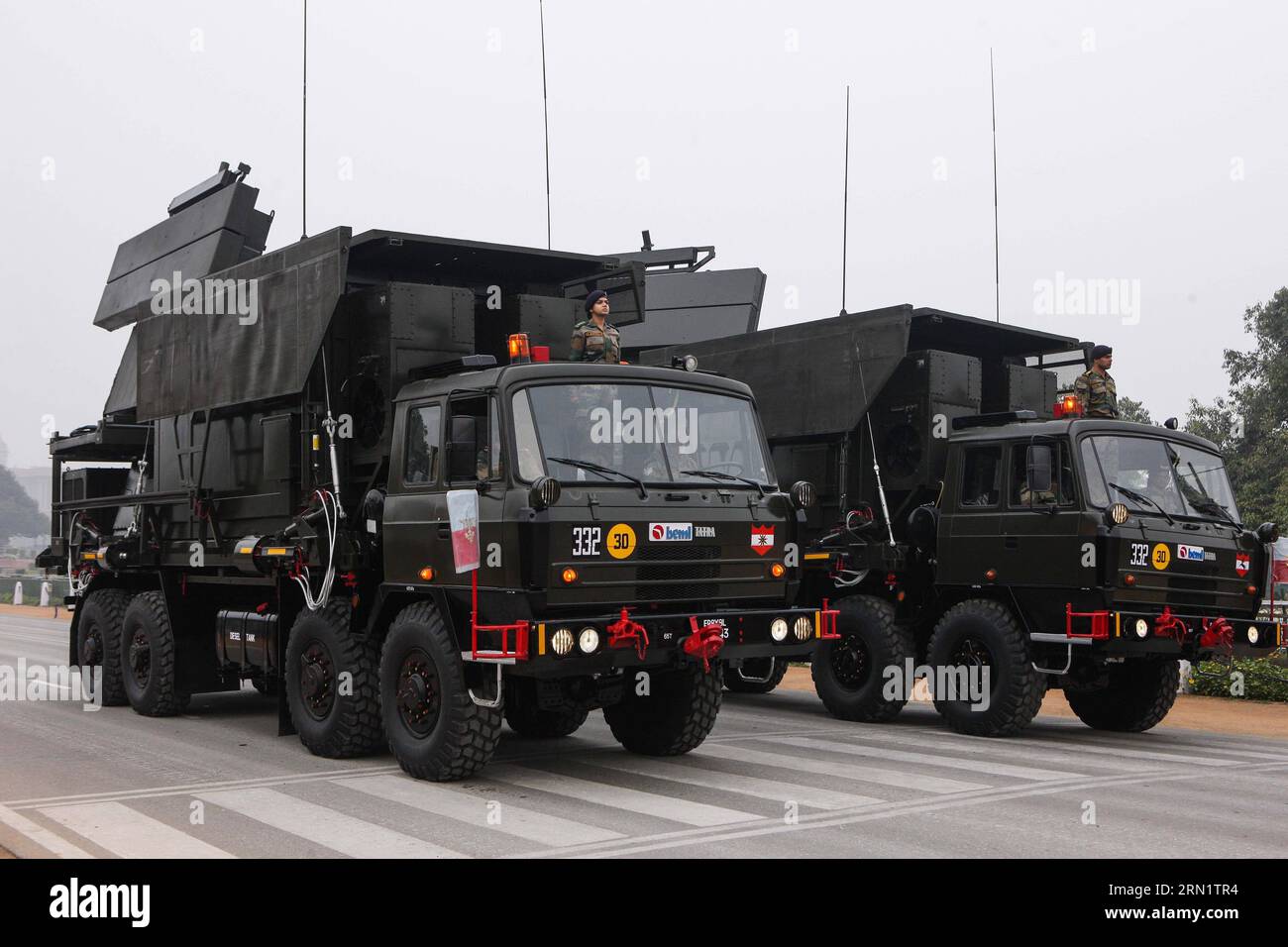 (150121) -- NEW DELHI, Jan. 21, 2015 -- India s 3-dimentional Tactical Control Radars move during the rehearsal for the Republic Day parade on the Raj Path in New Delhi, India, Jan. 21, 2015. India is to celebrate its 66th Republic Day on Jan. 26 with a large military parade. ) (djj) INDIA-NEW DELHI-REPUBLIC DAY-REHEARSAL ZhengxHuansong PUBLICATIONxNOTxINxCHN   New Delhi Jan 21 2015 India S 3  Tactical Control Radar Move during The rehearsal for The Republic Day Parade ON The Raj Path in New Delhi India Jan 21 2015 India IS to Celebrate its  Republic Day ON Jan 26 With a Large Military Parade Stock Photo