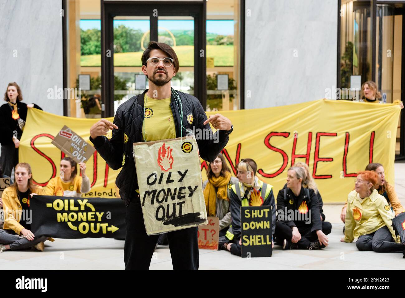 London, UK. 31 August 2023. Fossil Free London protest Shell at their London HQ after a summer of picketing the oil major every week. They asked employees to whistleblow or leave the company over their greenwash and oil and gas expansion. Credit: Andrea Domeniconi/Alamy Live News Stock Photo