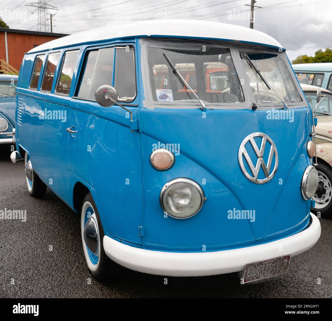 Vw bus beach hi-res stock photography and images - Alamy