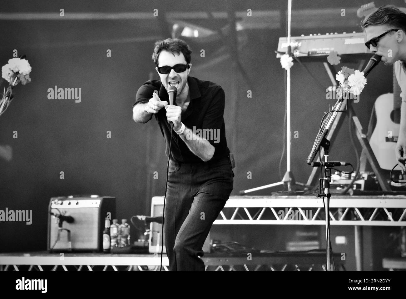 Vaccines live Black and White Stock Photos & Images - Alamy