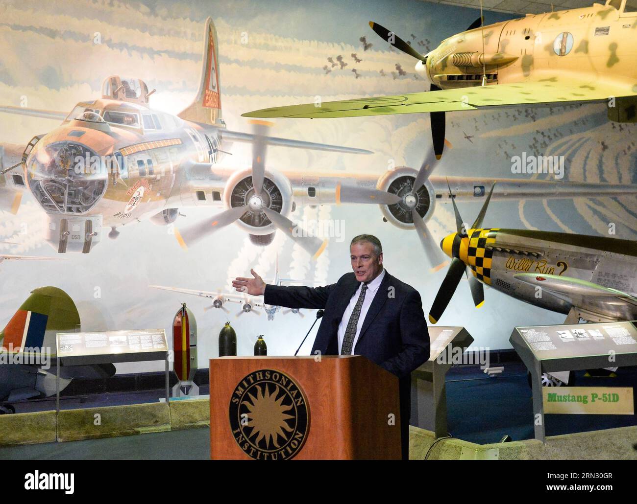 National museum of world war ii aviation hi-res stock photography and ...