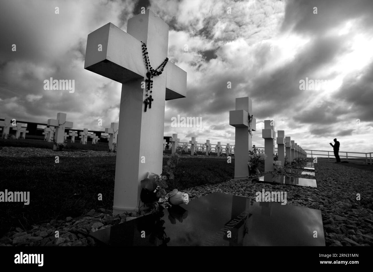(150402) -- PORT DARWIN, Apr. 2, 2015 -- Image taken on Apr. 2, 2012, shows the Argentinean Cementery in Darwin, Falkland Islands. Argentine Foreign Minister Hector Timerman on March 30, 2015 wrote to international organizations to denounce Britain for boosting military presence in the Malvinas Islands, known as the Falklands in the European country. Britain and Argentina went to war over the islands in 1982, after Argentina ventured to reclaim the territory by sending a naval force. Britain regained control of the islands after a brief conflict.Martin Zabala) (fnc) FALKLAND ISLANDS-PORT DARWI Stock Photo