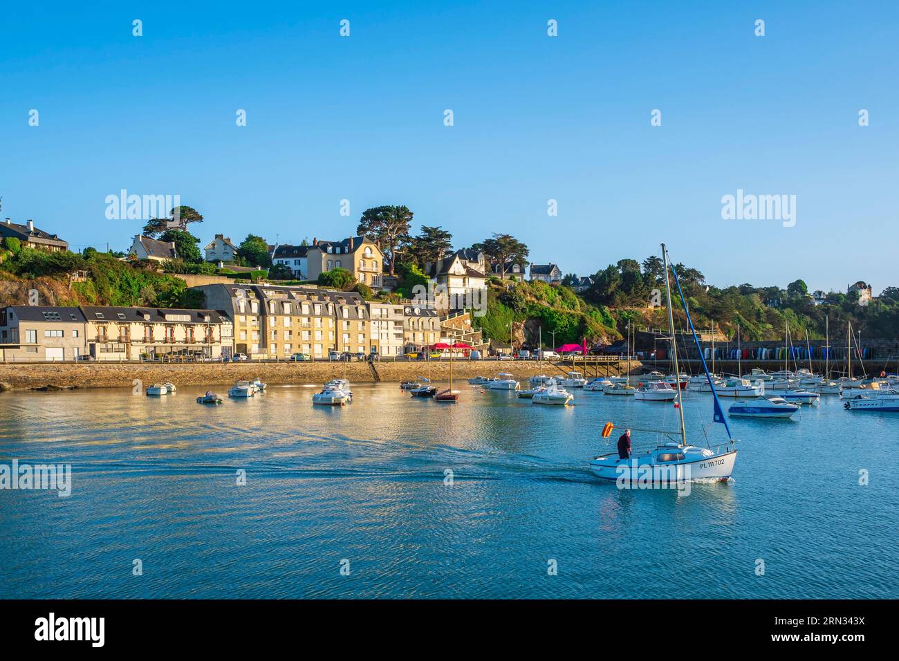 Binic etables sur mer hi-res stock photography and images - Alamy
