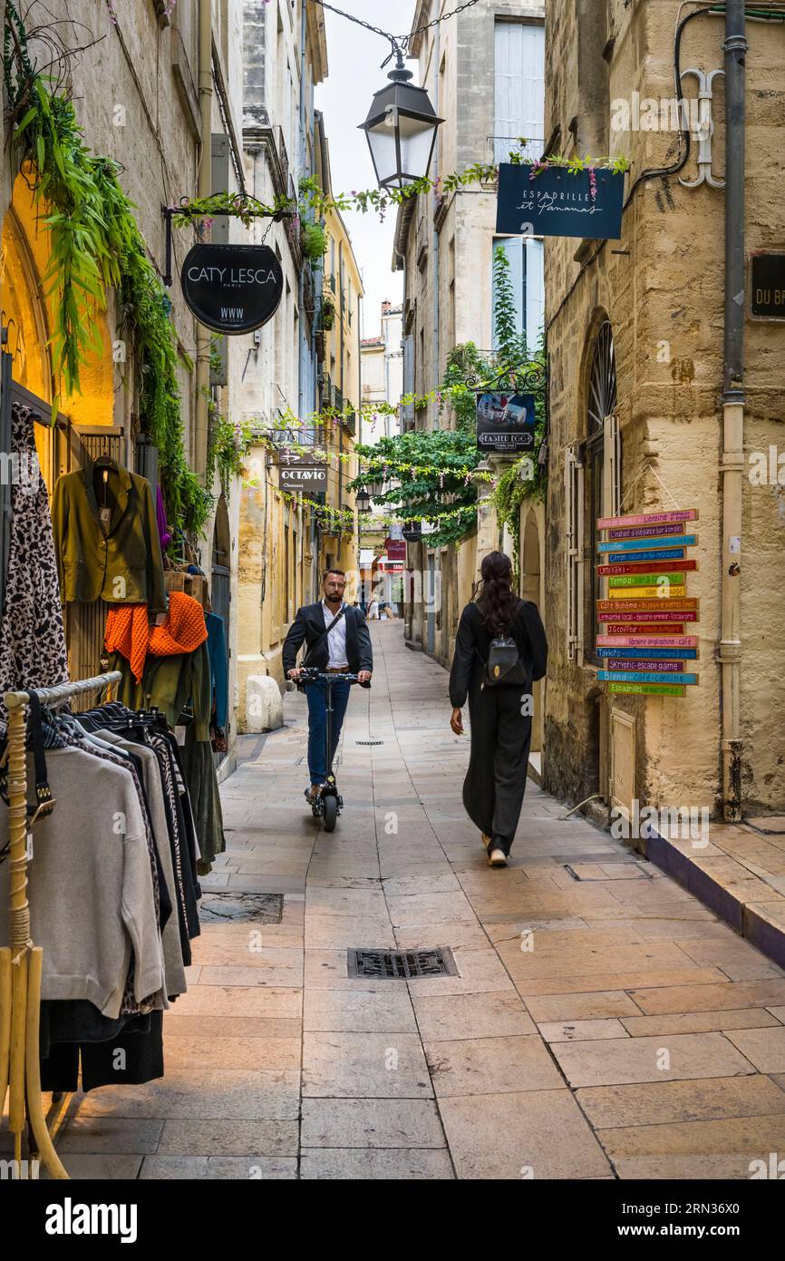 France montpellier shopping hi-res stock photography and images