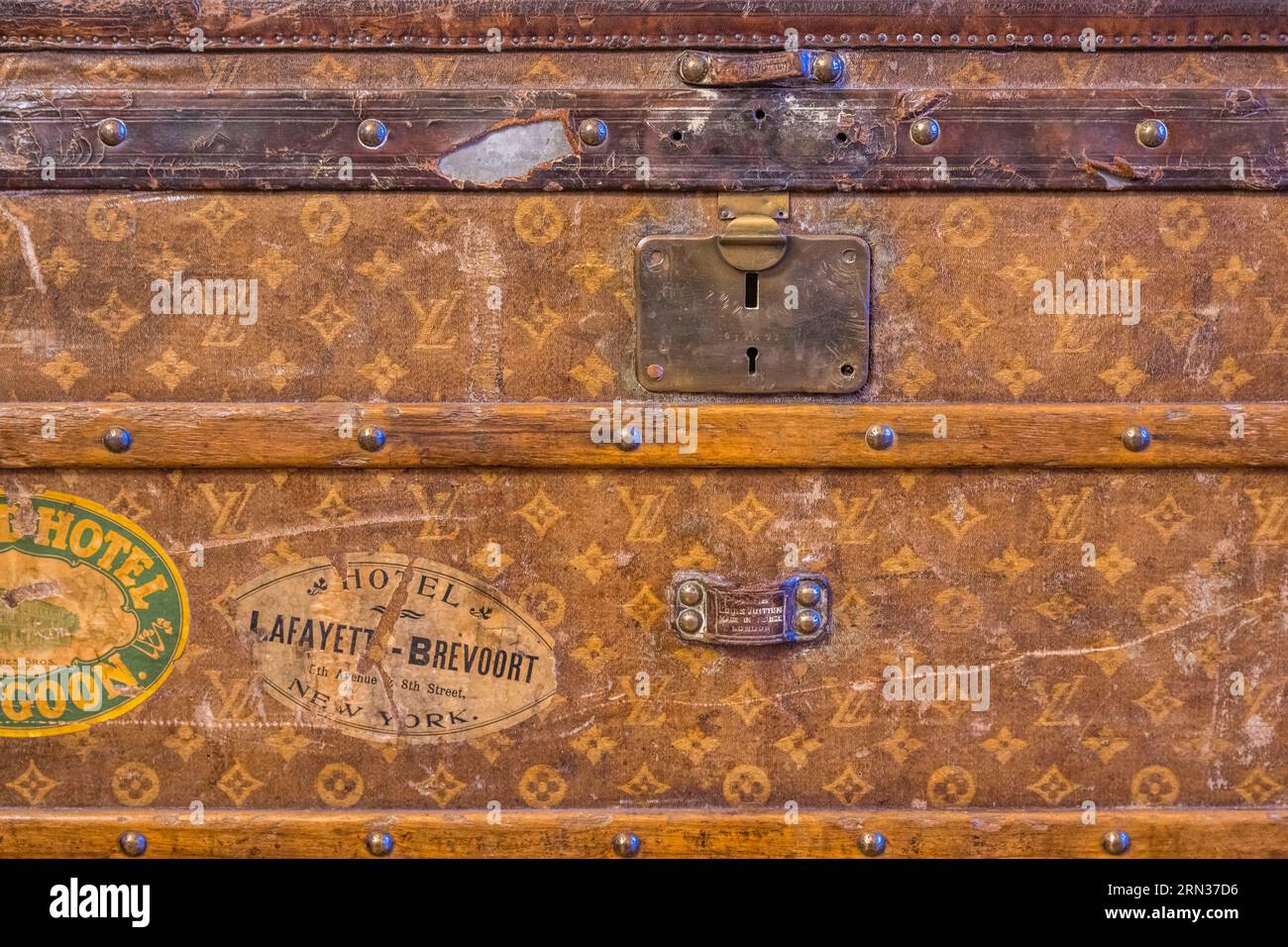 Louis vuitton trunk hi-res stock photography and images - Alamy