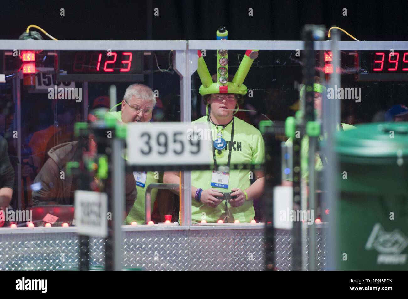 First robotics hi-res stock photography and images - Alamy