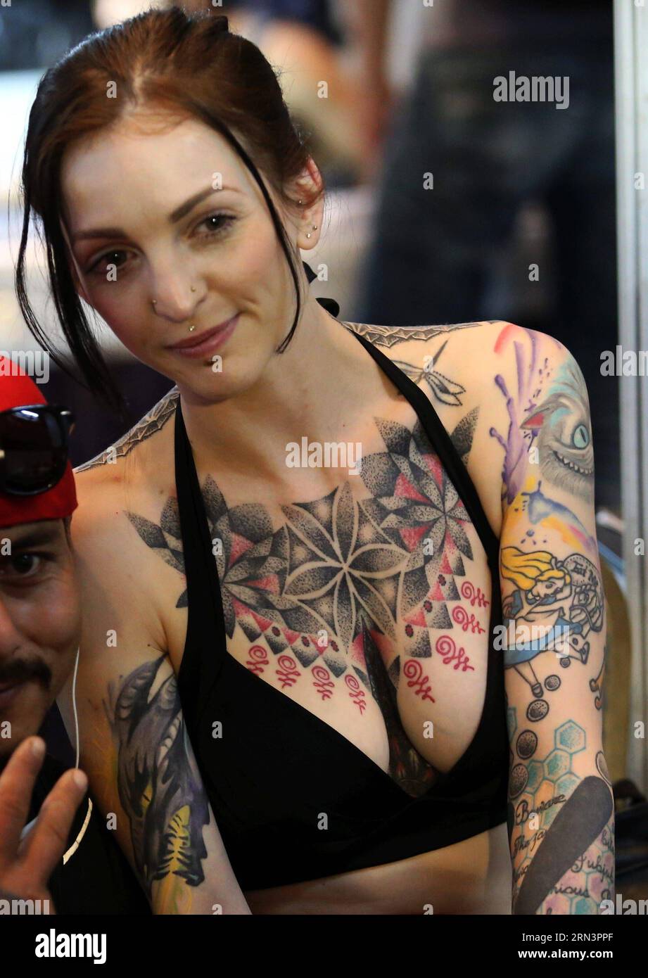 Tattoo Studio, image size:921x1390