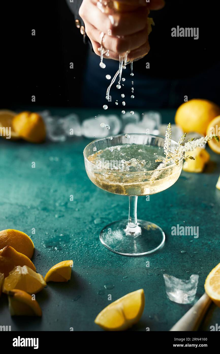 Non see through glass hires stock photography and images Alamy