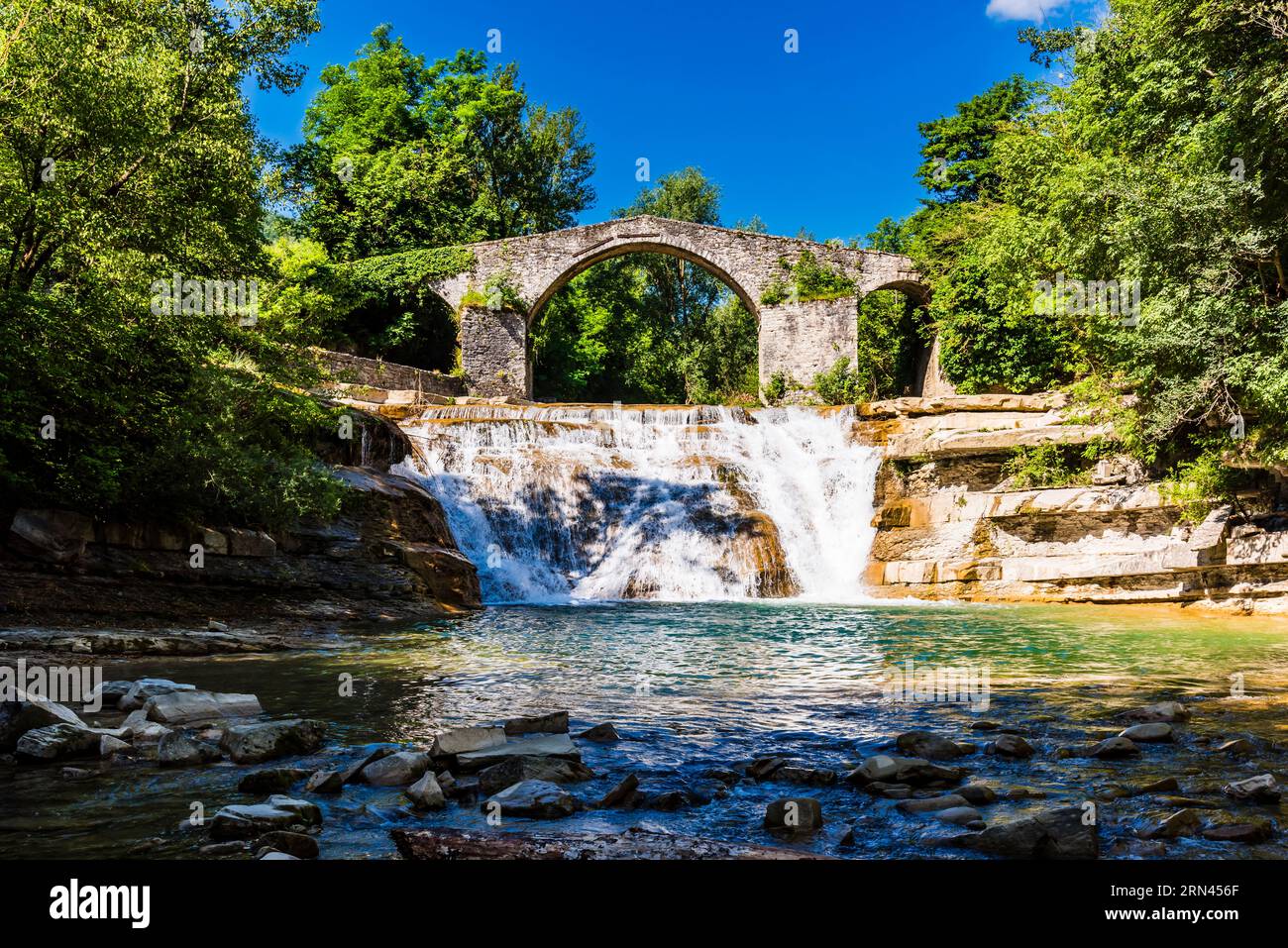 Fiume montone hires stock photography and images Alamy