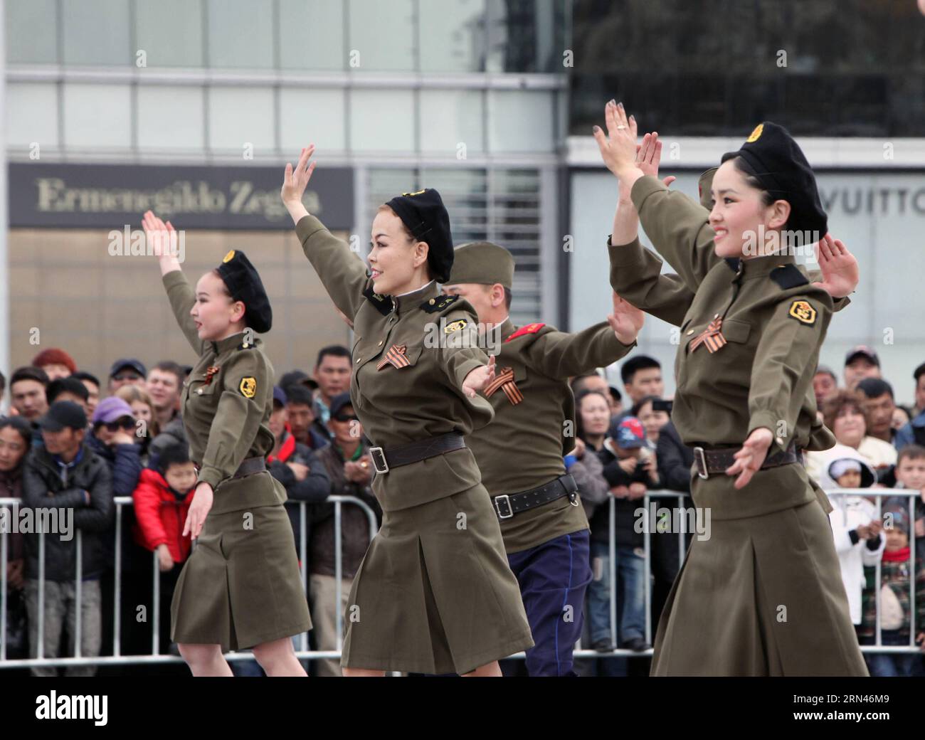 150509) -- ULAN BATOR, May 9, 2015 -- People attend the commemorative event  marking the 70th anniversary of victory in the World Anti-Fascist War in  Ulan Bator, Mongolia, May 9, 2015. ) (