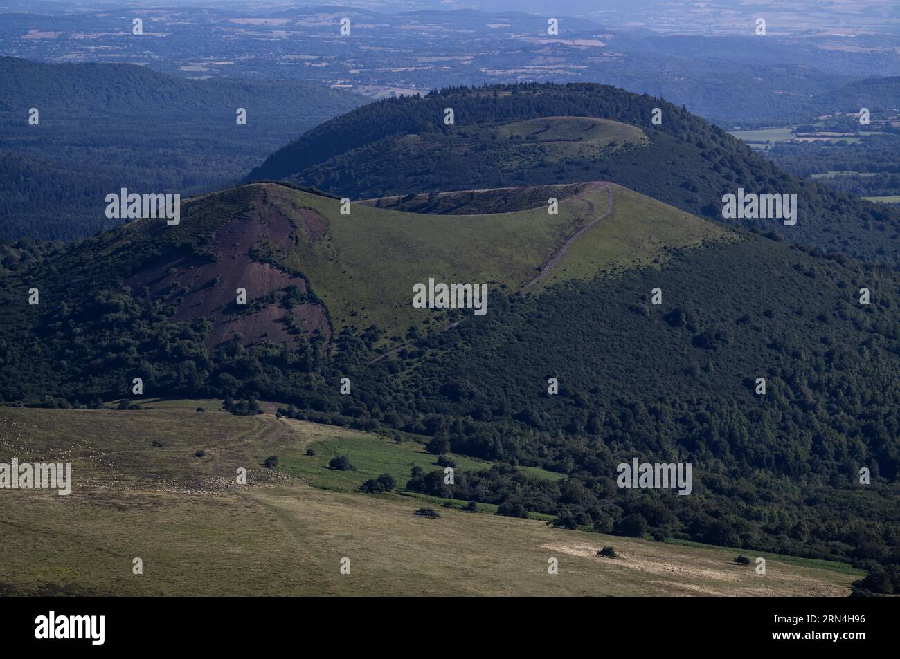 View from the Puy de Dome to the Chaine des Puys, Puy-de-Dome department, Auvergne-Rhone-Alpes region, France Stock Photo