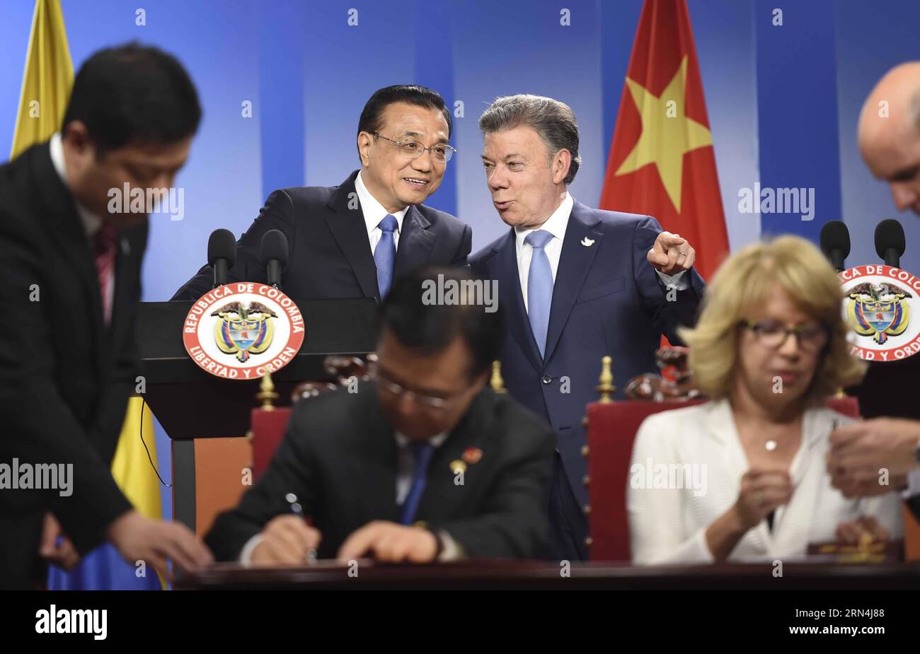 Colombia bogota chinese hi-res stock photography and images - Page