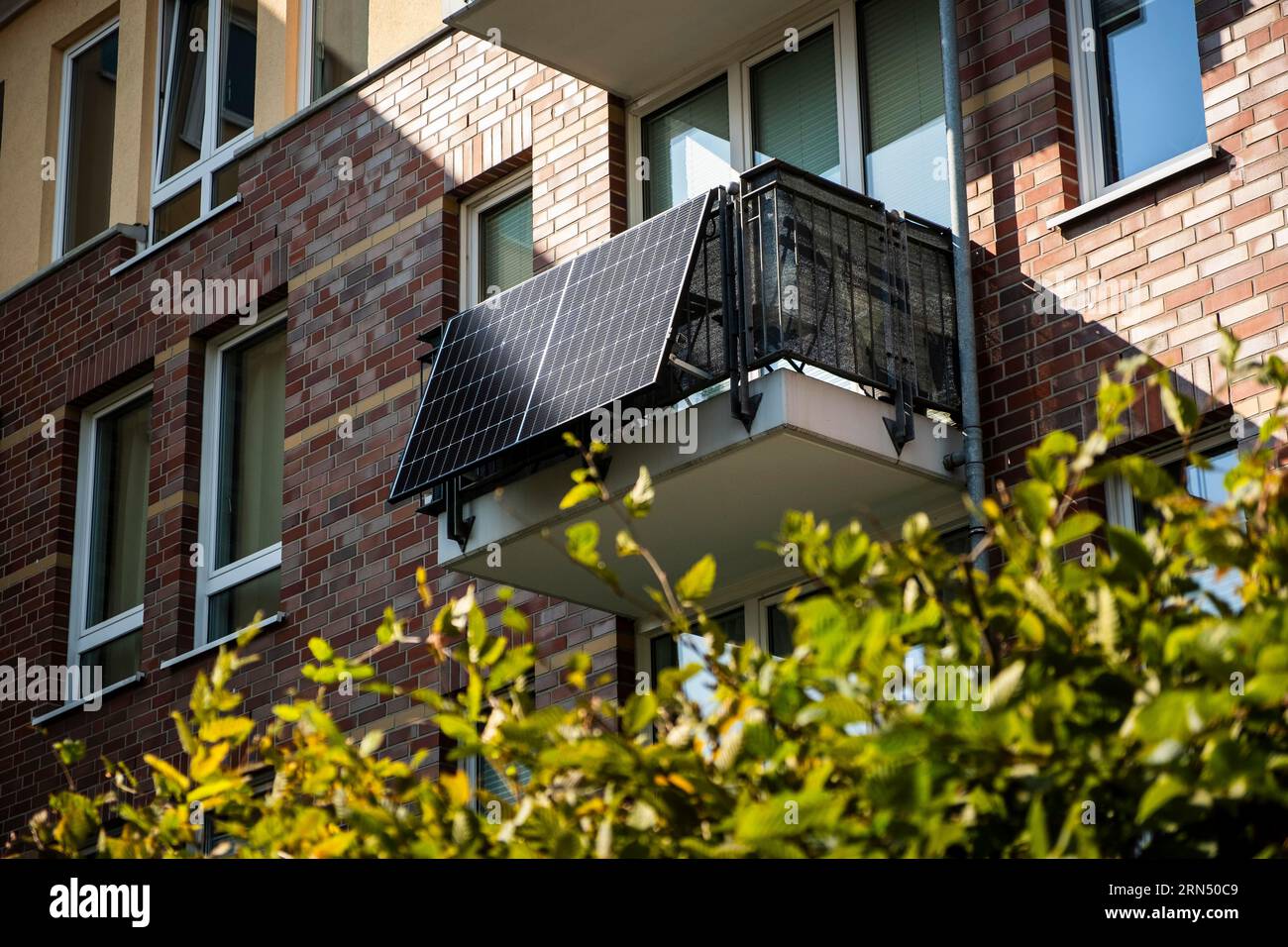 Balcony power plant on a house in Duesseldorf, Germany Stock Photo Alamy