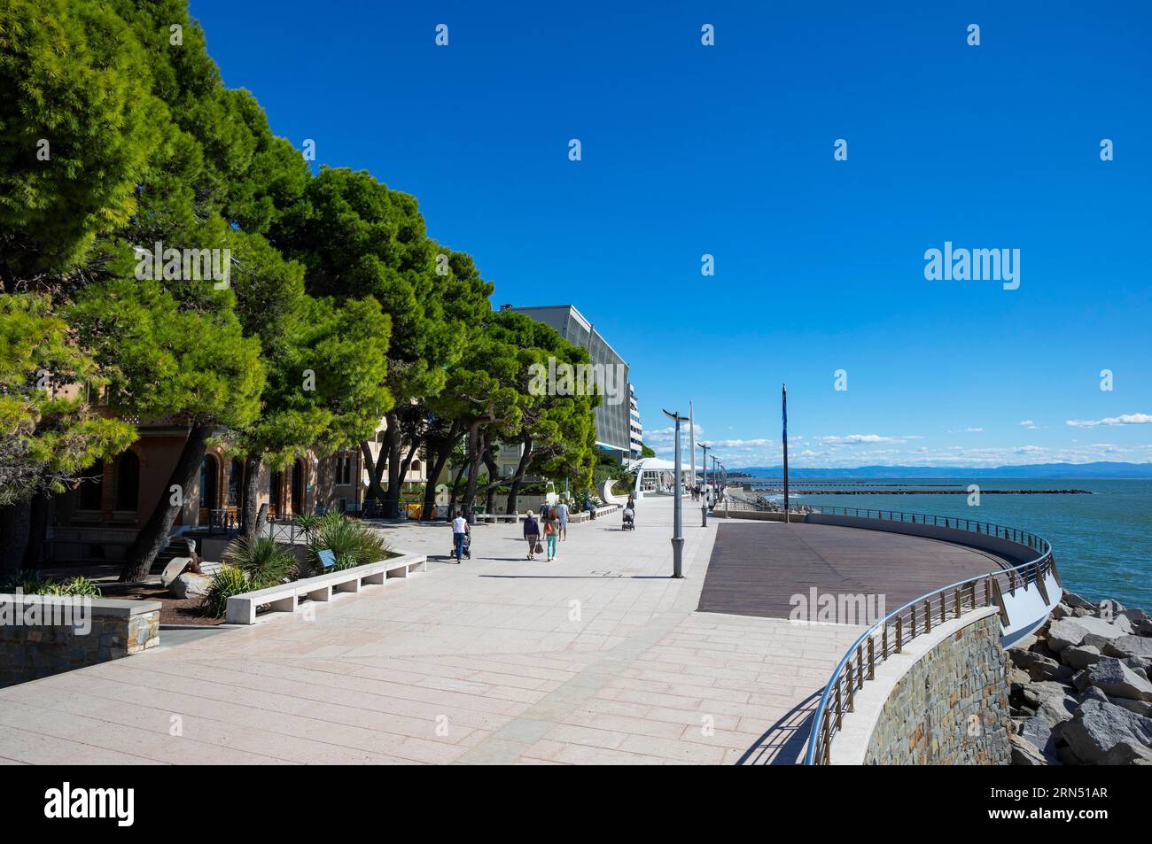 Nazario Sauro beach promenade, Grado, Friuli Venezia Giulia, Italy Stock Photo