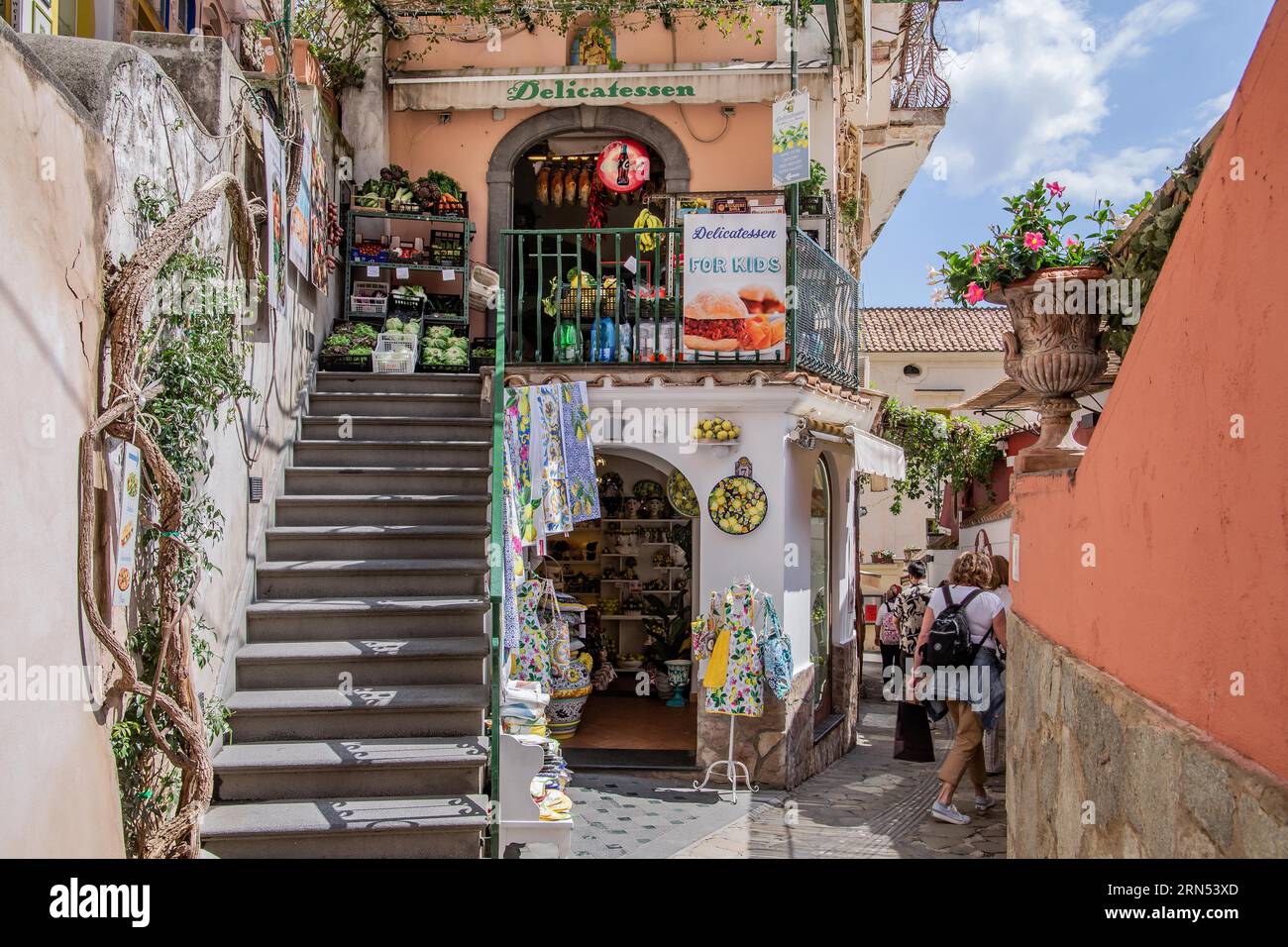 Alley with shops in the centre, Positano, Amalfi Coast, Sorrento