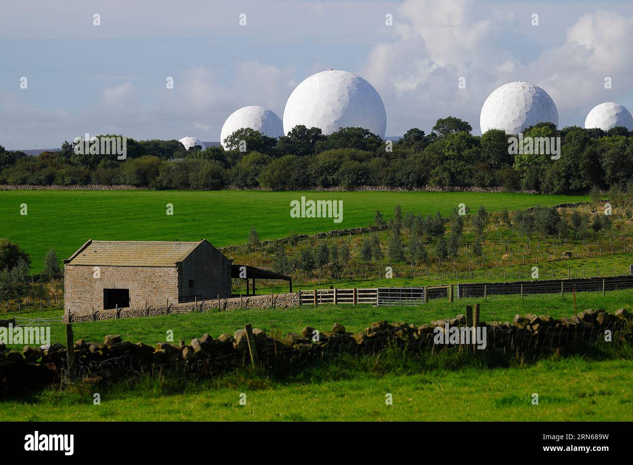 golf-ball-radars-hi-res-stock-photography-and-images-alamy