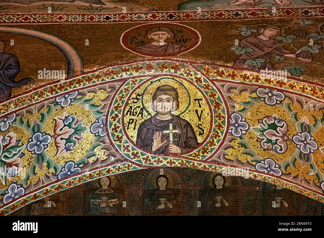 Floral decoration, saint, close, Palatina Chapel, Cappella Palatina, Byzantine gold-ground mosaics, Palermo, capital, Sicily, Italy Stock Photo
