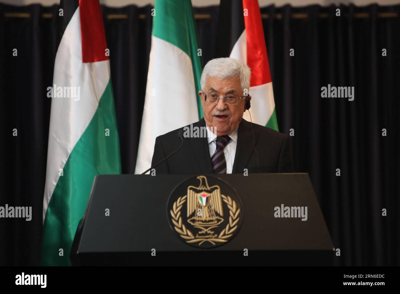 (150722) -- BETHLEHEM, July 22, 2015 -- Palestinian president Mahmoud Abbas addresses a joint press conference with Italian Prime Minister Matteo Renzi in the West Bank city of Bethlehem on July 22, 2015. ) MIDEAST-BETHLEHEM-PRESS-CONFERENCE LuayxSababa PUBLICATIONxNOTxINxCHN   150722 Bethlehem July 22 2015 PALESTINIAN President Mahmoud Abbas addresses a Joint Press Conference With Italian Prime Ministers Matteo Renzi in The WEST Bank City of Bethlehem ON July 22 2015 Mideast Bethlehem Press Conference LuayxSababa PUBLICATIONxNOTxINxCHN Stock Photo