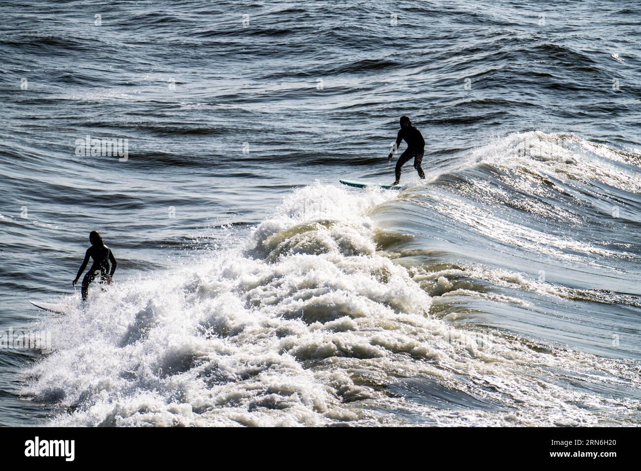 Strong swell hi-res stock photography and images - Alamy