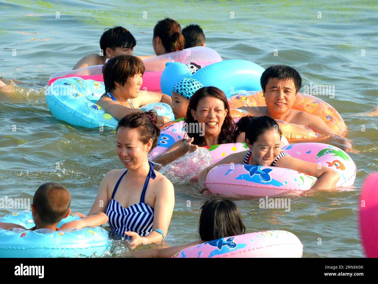 高評価レビュー province shandong China qingdao stock hi-res beach ヘッドホン