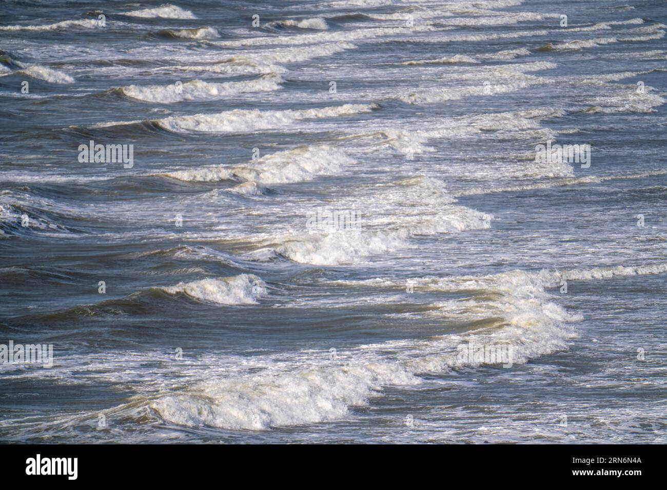Foamy waves rolling in on hi-res stock photography and images - Alamy