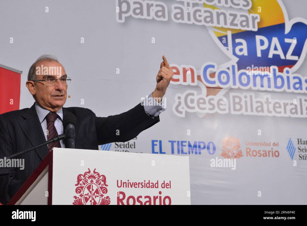 (150804) -- BOGOTA, Aug. 3, 2015 -- Humberto de la Calle, chief of the delegation of the Colombian Government in the peace talks with the Armed Revolutionary Forces of Colombia (FARC), delivers a speech during the forum Contributions to reach the peace in Colombia: Bilateral cease? , that is held in the Rosario University, in Bogota, Colombia, on Aug. 3, 2015. According to the local press, the Government of Colombia will analyze the application of a bilateral and indefinite cease with the FARC in November. Garman Enciso/) (da) MANDATORY CREDIT NO SALES-NO ARCHIVE EDITORIAL USE ONLY COLOMBIA OU Stock Photo