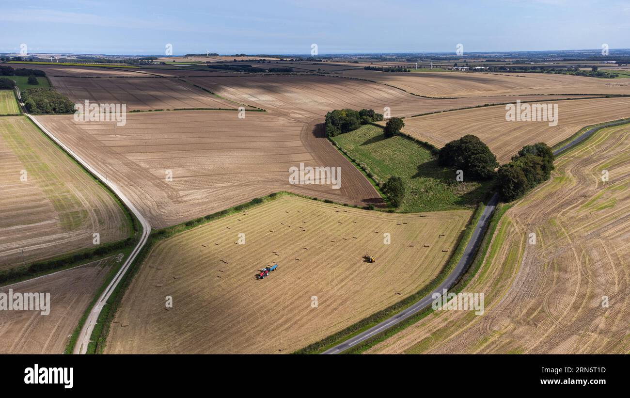 Aerial View Of Yorkshire Wolds Farming Near Driffield Stock Photo