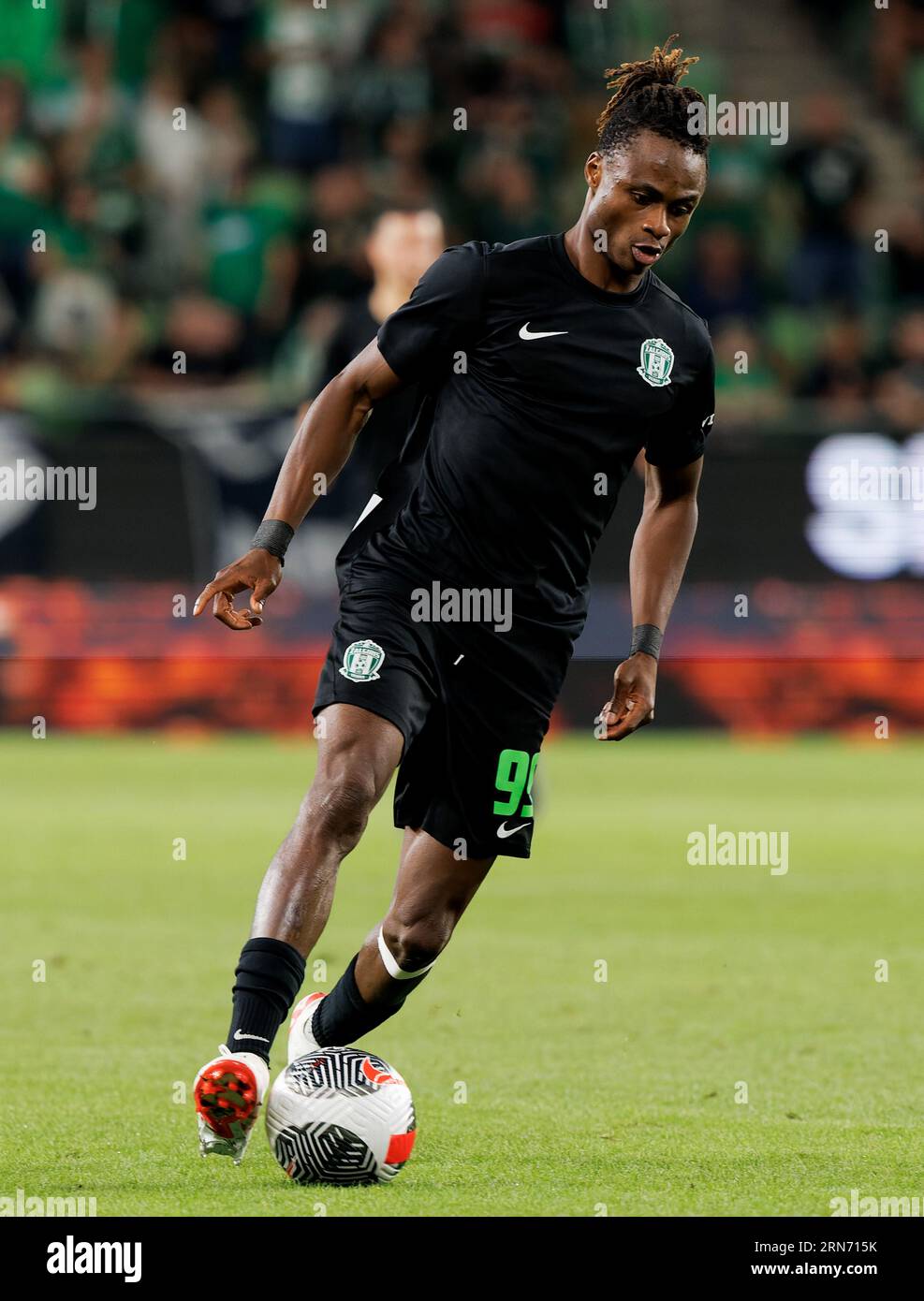 Adama Traore of Ferencvarosi TC leaves Yuri Kendysh of FK Zalgiris News  Photo - Getty Images