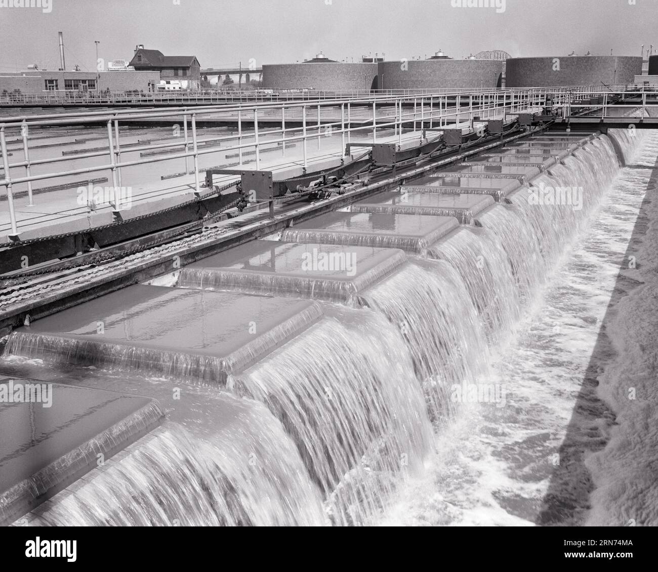 1960s SEWAGE TREATMENT PLANT FINAL FILTER CHLORINATING WATER TO BE