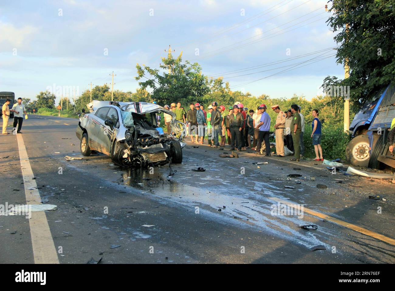 A car and a truck traveling in opposite directions 60 photos ...