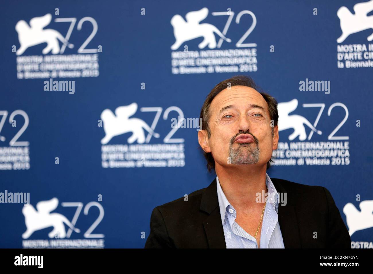 (150906) -- VENICE, Sept. 6, 2015 -- Actor Guillermo Francella attends the El Clan (The Clan) photocall during the 72nd Venice Film Festival at Palazzo del Casino in Venice, Italy, on September 6, 2015.) ITALY-VENICE-FILM-FESTIVAL-72ND-EL CLAN-PHOTOCALL JinxYu PUBLICATIONxNOTxINxCHN   150906 Venice Sept 6 2015 Actor Guillermo Francella Attends The El Clan The Clan photo call during The 72nd Venice Film Festival AT Palazzo Del Casino in Venice Italy ON September 6 2015 Italy Venice Film Festival 72nd El Clan photo call JinxYu PUBLICATIONxNOTxINxCHN Stock Photo
