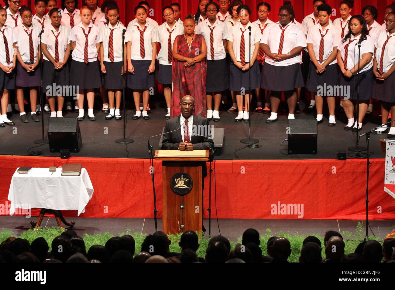 (150909) -- PORT OF SPAIN, Sept. 9, 2015 -- Trinidad and Tobago s People s National Movement (PNM) leader Keith Rowley(C, front), delivers a speech during his swearing-in ceremony as the country s new prime minister in Port of Spain, capital of Trinidad and Tobago, on Sept. 9, 2015. Trinidad and Tobago s People s National Movement (PNM) leader Keith Rowley was sworn in Wednesday as the country s new prime minister by President Anthony Carmona in a ceremony held here. ) (fnc) TRINIDAD AND TOBAGO-PORT OF SPAIN-PM-INAUGURATION GaoxXing PUBLICATIONxNOTxINxCHN   150909 Port of Spain Sept 9 2015 Tri Stock Photo