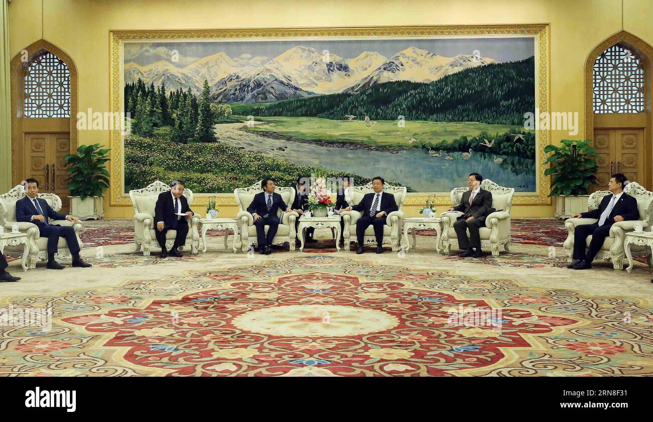 (151021) -- BEIJING, Oct. 21, 2015 -- Chinese Vice President Li Yuanchao (3rd R) meets with a delegation of lawmakers led by Nakagawa Toshinao from Japan s Liberal Democratic Party (LDP) in Beijing, capital of China, Oct. 21, 2015. ) (dhf) CHINA-BEIJING-LI YUANCHAO-JAPANESE LAWMAKERS-MEETING (CN) LiuxWeibing PUBLICATIONxNOTxINxCHN   Beijing OCT 21 2015 Chinese Vice President left Yuan Chao 3rd r Meets With a Delegation of lawmakers Led by Nakagawa  from Japan S Liberal Democratic Party LDP in Beijing Capital of China OCT 21 2015 DHF China Beijing left Yuan Chao Japanese lawmakers Meeting CN Li Stock Photo