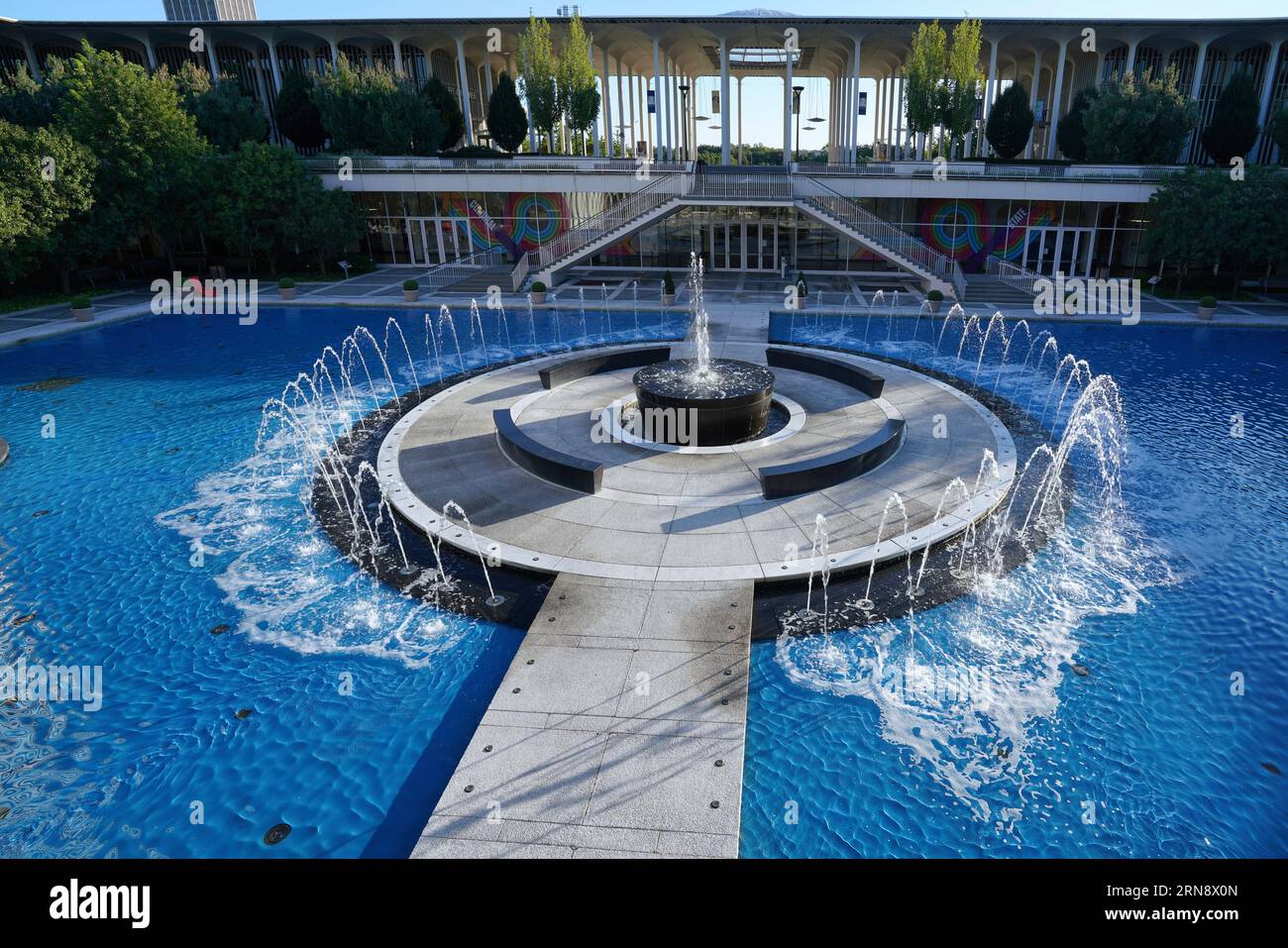 State University of New York at Albany, modern architecture, fountain at grand entrance plaza Stock Photo