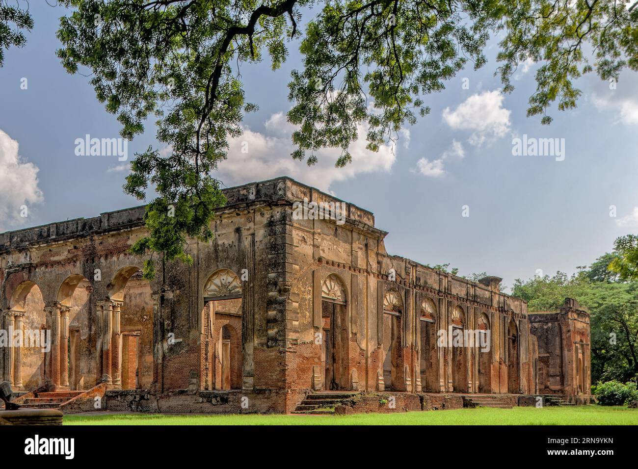 09 27 2005 Vintage Structures of British Residency complex in Lucknow ...