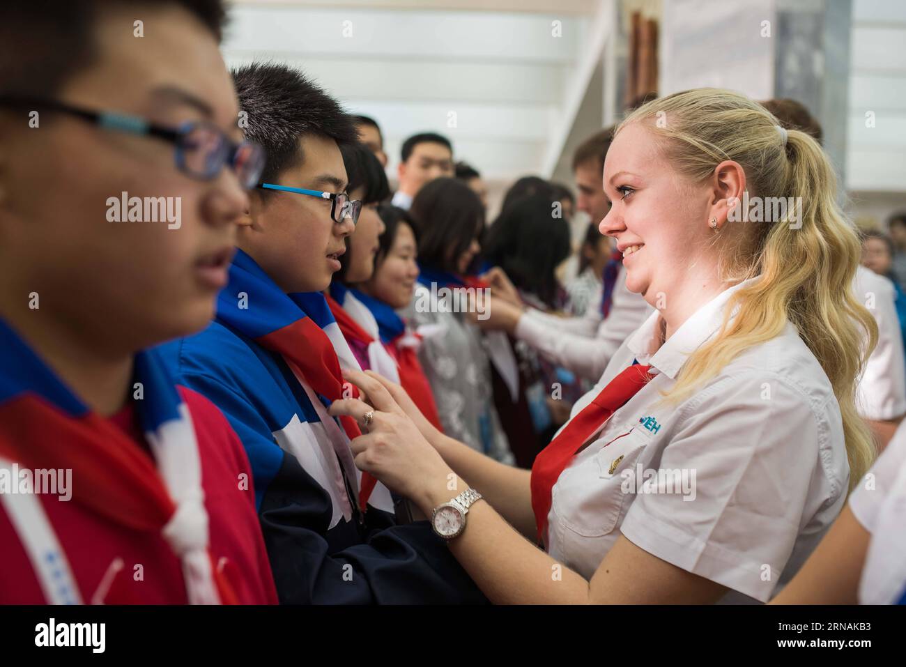 Университеты китая для иностранных студентов. Иностранные студенты в китае. Иностранные студенты в китае. Выпускник вуза. Высшее образование в китае.