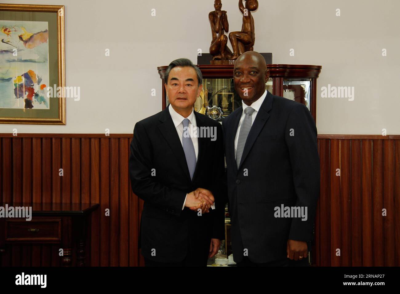 (160203) -- MAPUTO, Feb. 3, 2016 -- Chinese Foreign Minister Wang Yi(L) shakes hands with Mozambican Minister of Foreign Affairs and Cooperation Oldemiro Baloi during their meeting in Maputo, Mozambique, Feb. 2, 2016. ) MOZAMBIQUE-MAPUTO-CHINA-FM-MEETING LixXiaopeng PUBLICATIONxNOTxINxCHN   Maputo Feb 3 2016 Chinese Foreign Ministers Wang Yi l Shakes Hands With Mozambican Ministers of Foreign Affairs and Cooperation Olde Miro Baloi during their Meeting in Maputo Mozambique Feb 2 2016 Mozambique Maputo China FM Meeting LixXiaopeng PUBLICATIONxNOTxINxCHN Stock Photo