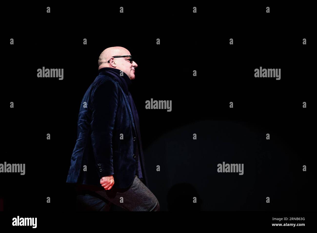 Italian director Gianfranco Rosi steps on stage to receive the Golden Bear for Best Film for the film Fire at Sea during the awards ceremony of the 66th Berlinale International Film Festival in Berlin, Germany, Feb. 20, 2016. The Italian documentary film Fire at Sea won the Golden Bear, the top jury prize awarded to the best film, in the 66th Berlin International Film Festival on Saturday. ) GERMANY-BERLIN-BERLINALE INTERNATIONAL FILM FESTIVAL-AWARDS CEREMONY-GOLD BEAR-GIANFRANCO ROSI ZhangxFan PUBLICATIONxNOTxINxCHN   Italian Director Gian Franco Rosi Steps ON Stage to receive The Golden Bear Stock Photo