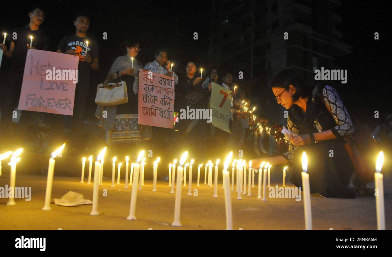 DHAKA, Feb. 25, 2016 -- Bangladeshi students of several universities hold candles to mark the 7th anniversary of the BDR killing in Dhaka, Bangladesh, Feb. 25, 2016. The two-day horrendous mutiny of the Border Guard Bangladesh (BGB), previously known as Bangladesh Rifles (BDR), left 74 people dead including 57 officers deputed from the Army. ) BANGLADESH-DHAKA-BDR KILLING-ANNIVERSARY SharifulxIslam PUBLICATIONxNOTxINxCHN   Dhaka Feb 25 2016 Bangladeshi Students of several universities Hold Candles to Mark The 7th Anniversary of The BDR Killing in Dhaka Bangladesh Feb 25 2016 The Two Day horren Stock Photo